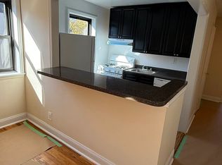 20-32 19th St #1C, Astoria, NY 11105