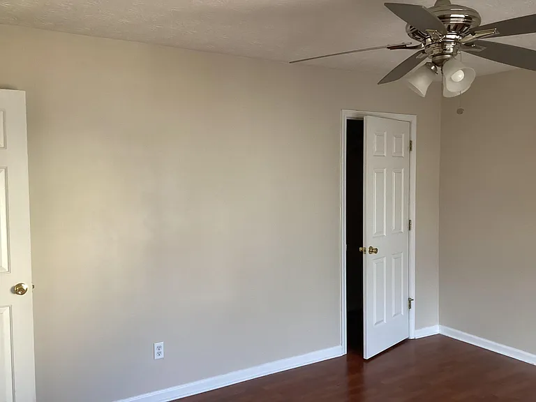 127 Swanee Ln — Photo 28