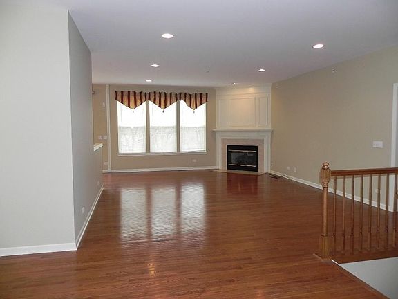 3rd image of 2627 Wessex Dr