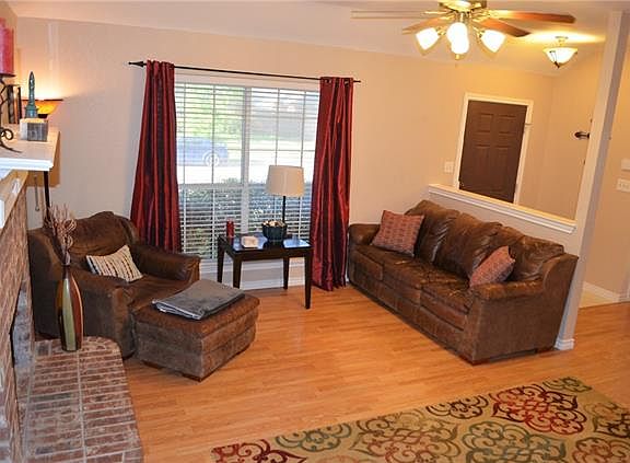 5th image of 2157 Chapman Dr
