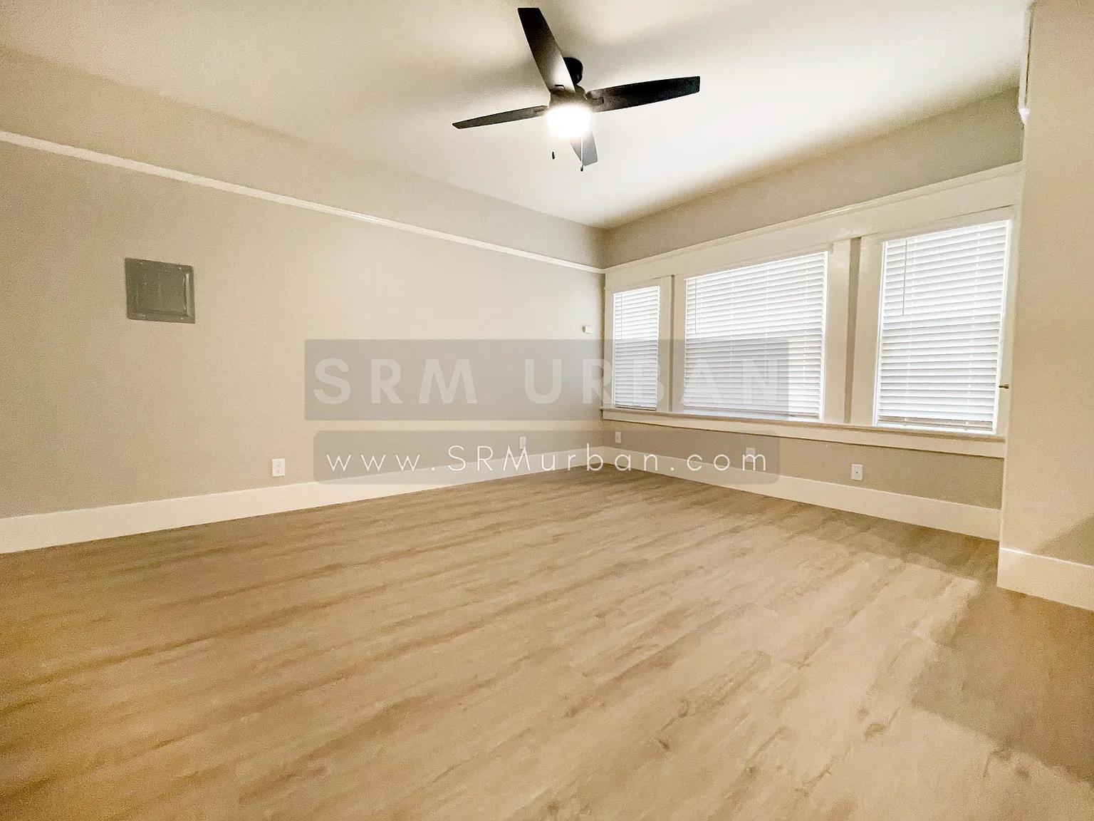 Studio, 425 sqft, $1,695 — Photo 2