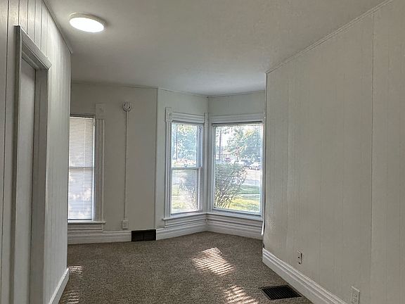 4th image of 2123 C Ave #2