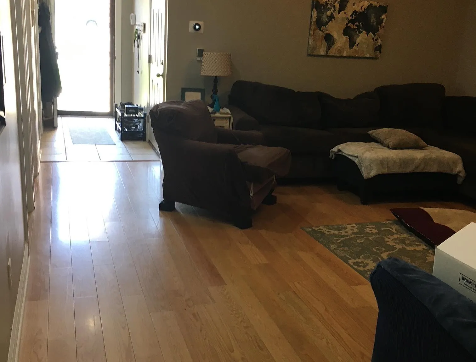 3 bed, 1300 sqft, $2,000 — Photo 4
