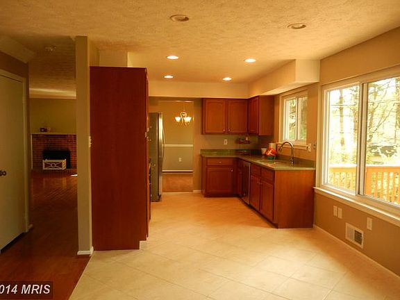 4th image of 6 Pueblo Ct