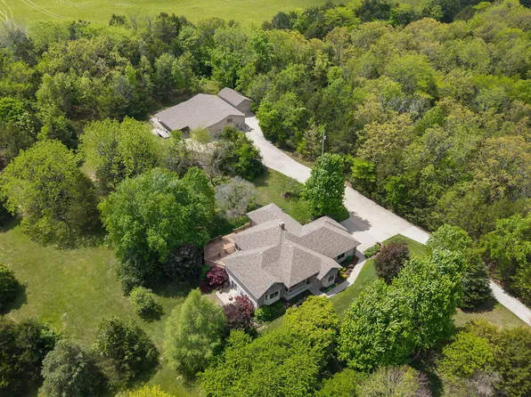 238 Aspen Drive, Strafford, MO 65757