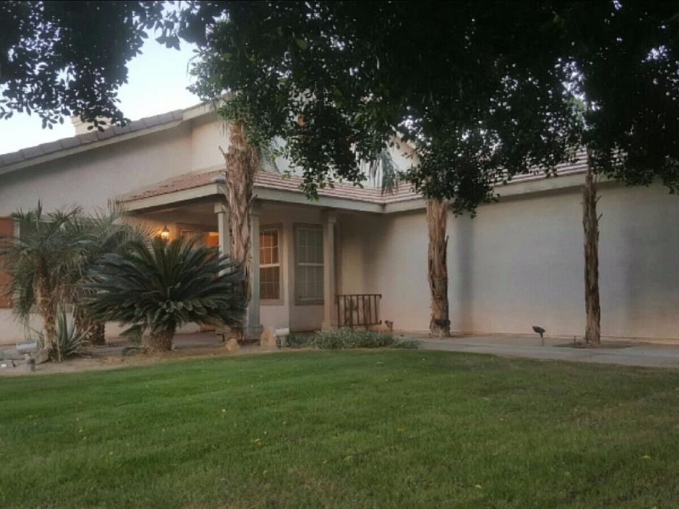 1st image of 80362 Moonshadow Dr