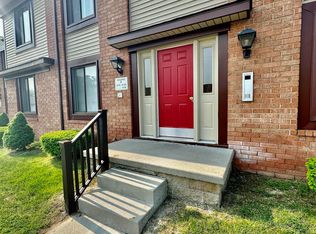 1975 Michigan Ave APT B19, Marysville, MI 48040