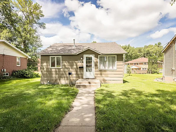 707 Friberg Ave, Fergus Falls, MN 56537