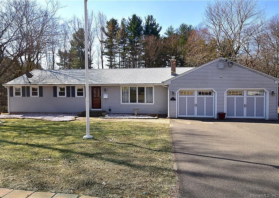 1st image of 21 Greenfield Dr