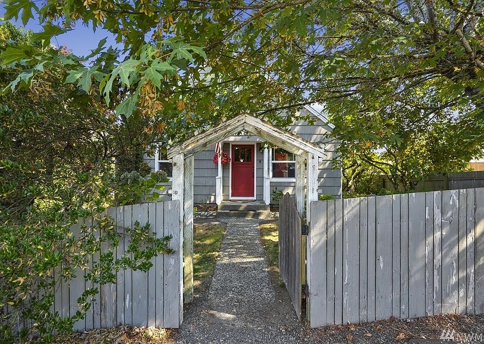 1st image of 3501 N Shirley St