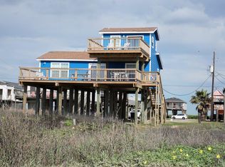 102 Skimmer Ct, Surfside Beach, TX 77541