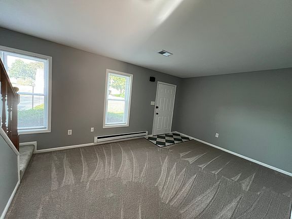3rd image of 21 Winding Way