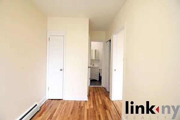 Rented by Link NY Realty | media 8