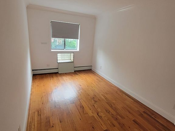 4th image of 2319 Bedford Ave #2C
