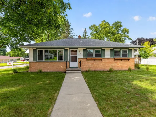 916 Jefferson STREET, West Bend, WI 53090