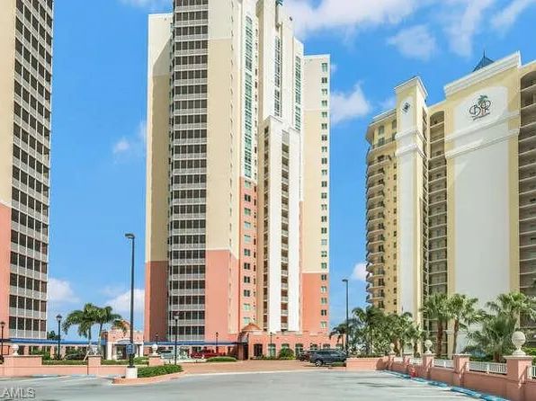 2745 1st ST #104, FORT MYERS, FL 33916