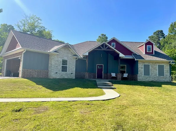 220 Lillian Ln, Texarkana, TX 75501