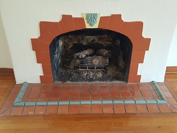5th image of 129 S Mansfield Ave