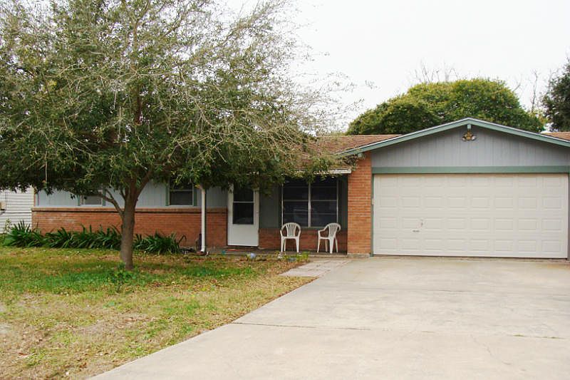 1st image of 305 Juniper Dr
