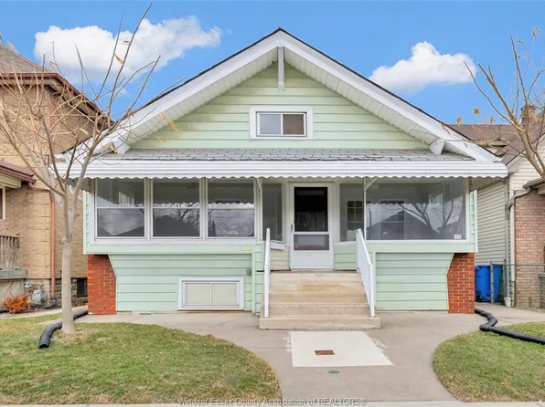 1368 Erie St E, Windsor, ON N9A 3Z7