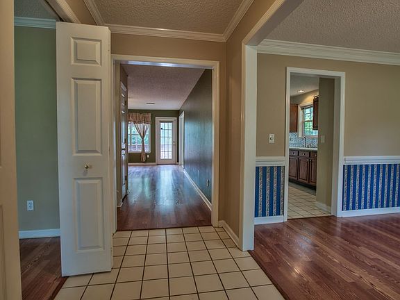 3rd image of 6326 Coach House Ct