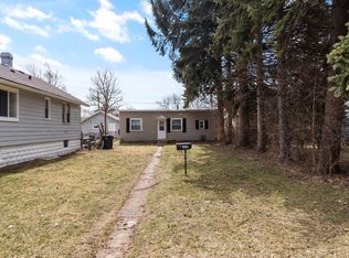 1419 Laurel Ave, Waukegan, IL 60085