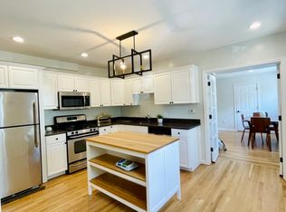 25 3rd St #1, Cambridge, MA 02141