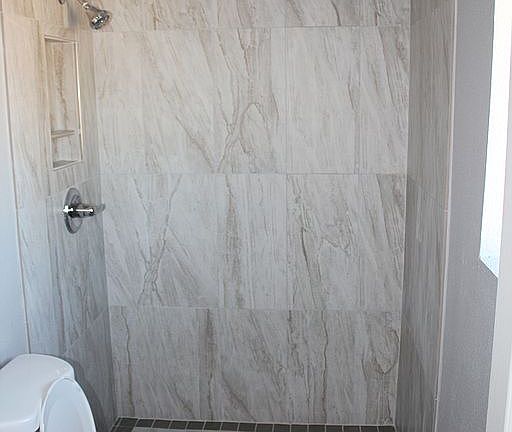 5th image of 3750 W Palmaire Ave