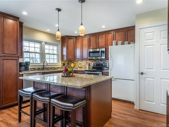 7 Purdum Road, New Fairfield, CT 06812