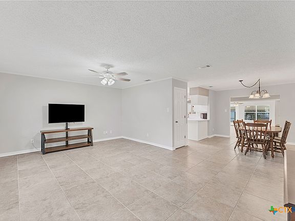 5th image of 214 Parkview Blvd