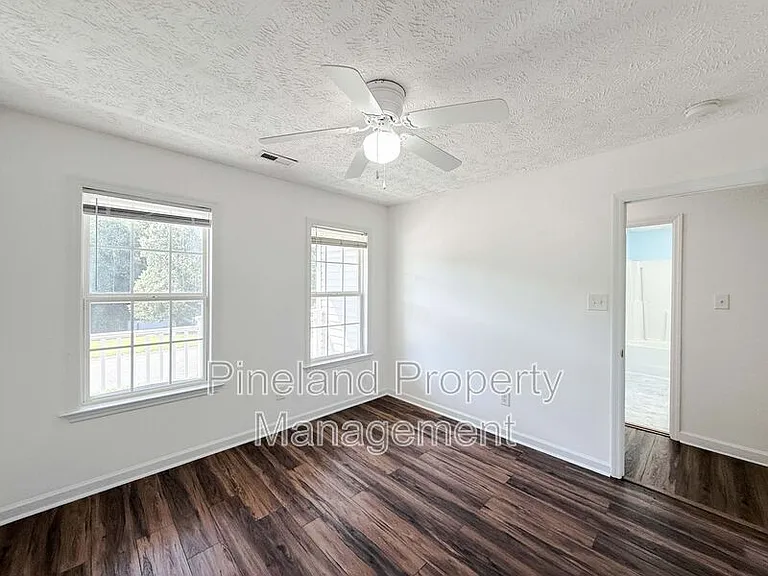 219 Woodland Dr — Photo 17