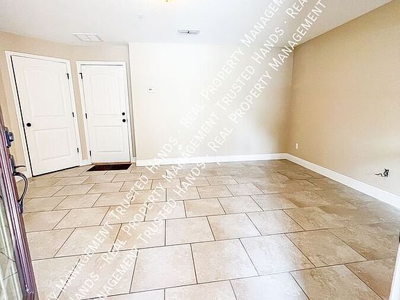5th image of 10001 Town Lake Dr