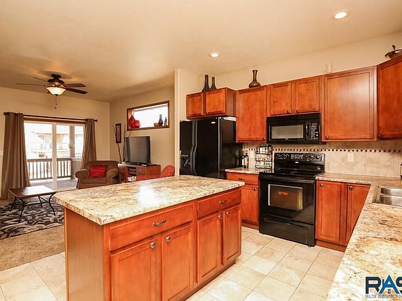 3rd image of 5301 S Sirocco Ave