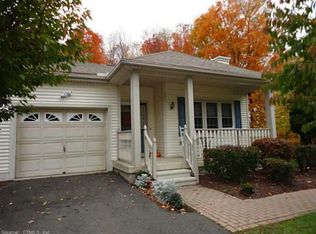 19 Honeysuckle Ct, Berlin, CT 06037