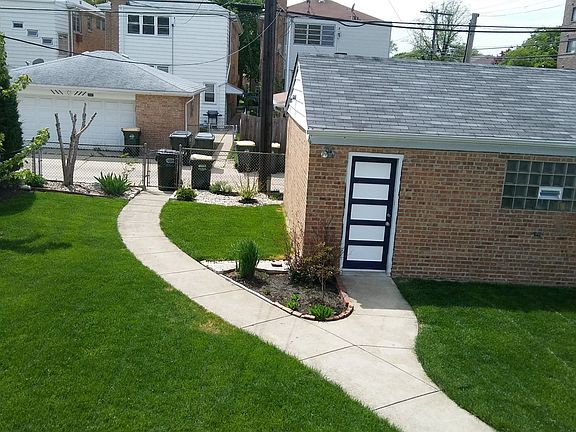 5th image of 2452 N 76th Ct