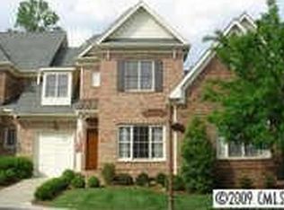 269 Crownsgate Ct #A15, Charlotte, NC 28207