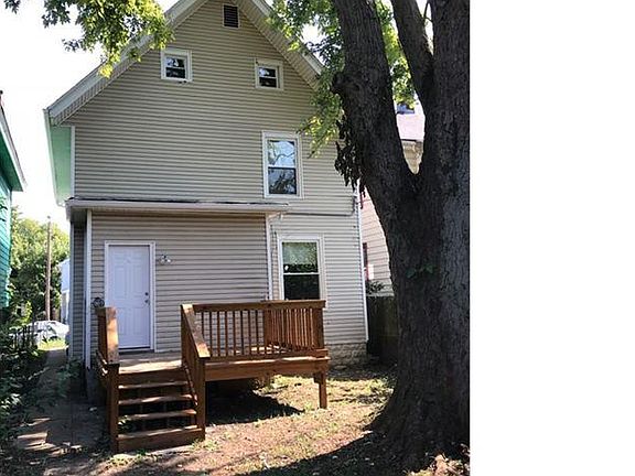 3rd image of 73 S Richardson Ave