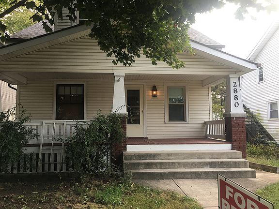 4th image of 2880 Indianola Ave