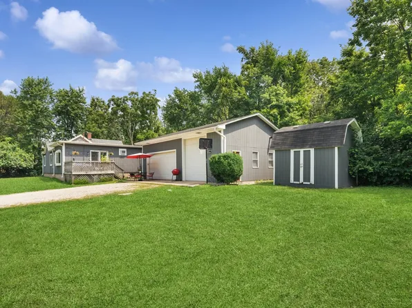 34 N Adams St, Oswego, IL 60543