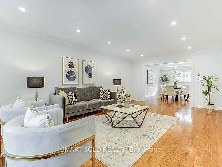 45 Abbeywood Trl #MAIN FLOOR — Photo 7