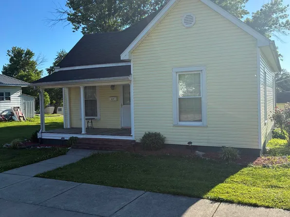 809 N Mason St, Bicknell, IN 47512