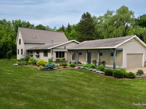 8486 40th Ave, Hudsonville, MI 49426