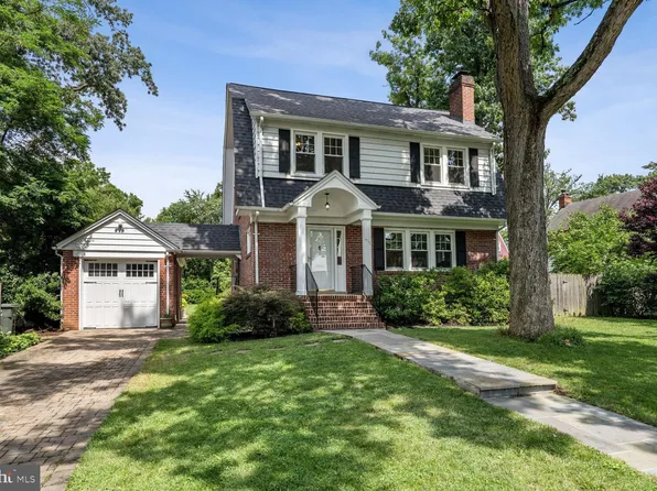 415 N Monroe St, Arlington, VA 22201