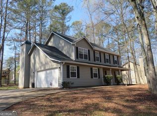 9292 Whaleys Lake Ln, Jonesboro, GA 30238