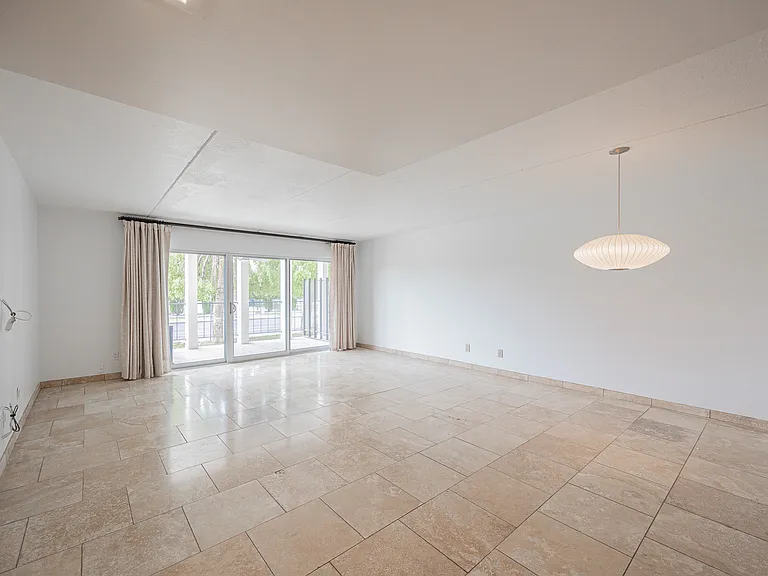 6502 N Central Ave #C103 — Photo 3