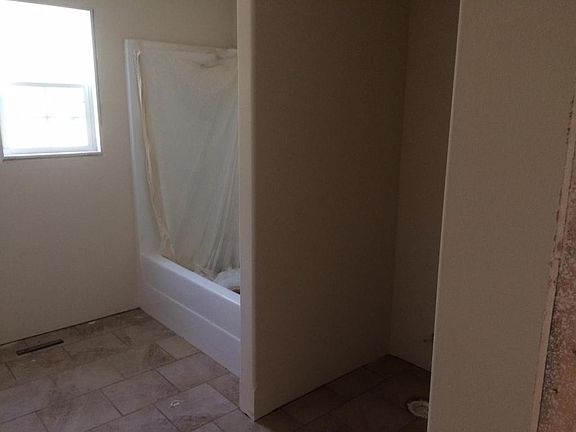3rd image of 821 Cahita Ln