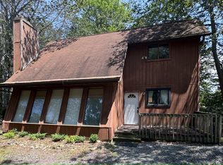 2111 Rosemont Dr, Tobyhanna, PA 18466