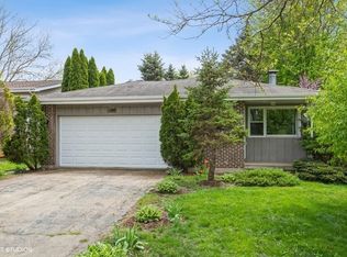 1345 Teakwood Ln, Crystal Lake, IL 60014