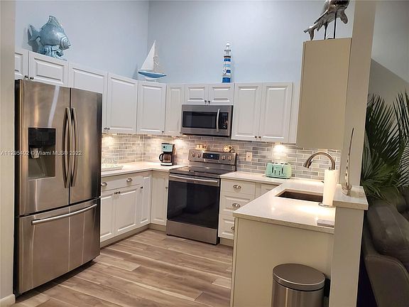 4th image of 6535 Chasewood Dr APT H