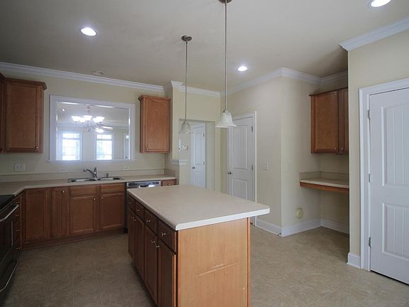 4th image of 7745 Acc Blvd
